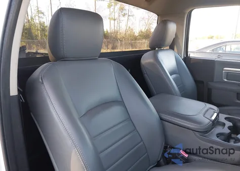 2013 Ram 1500 Tradesman из США, поврежденный, VIN 3C6JR6DG4DG576493